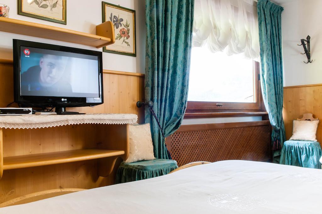 B&B Caldara Cortina dʼAmpezzo Rom bilde