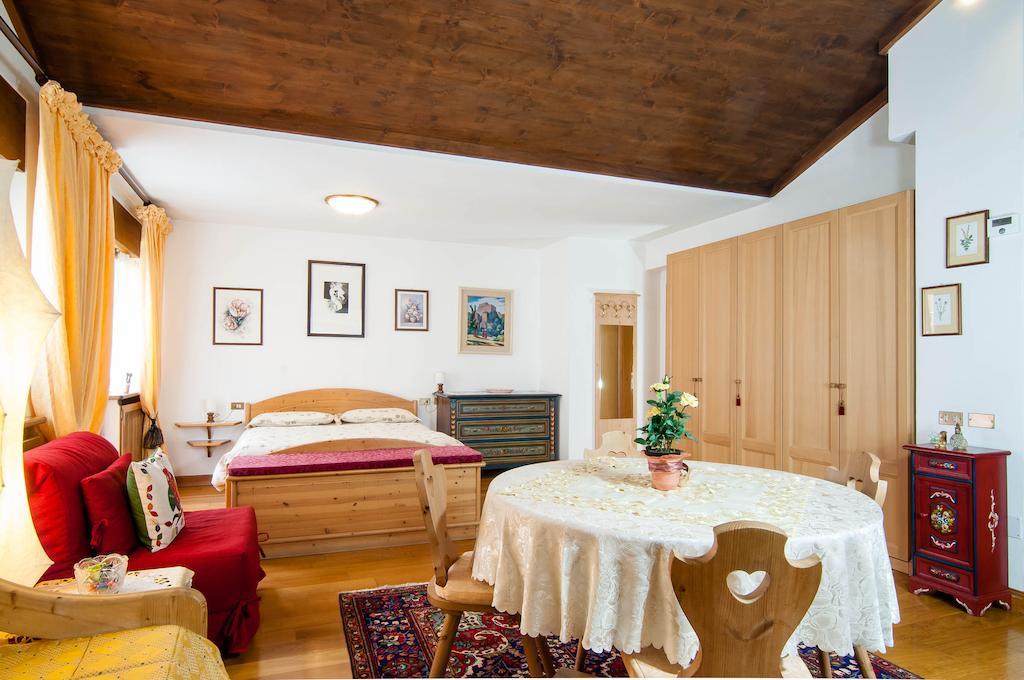 B&B Caldara Cortina dʼAmpezzo Rom bilde